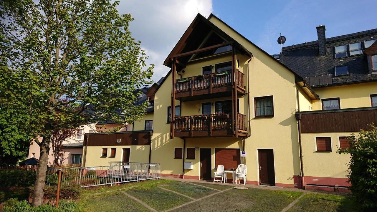 Ferienwohnung Korn Mit Tiefgarage Und Skiraum Oberwiesenthal Exterior foto
